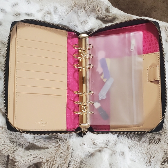 Kate Spade Wellesley planner - Picture 3 of 12